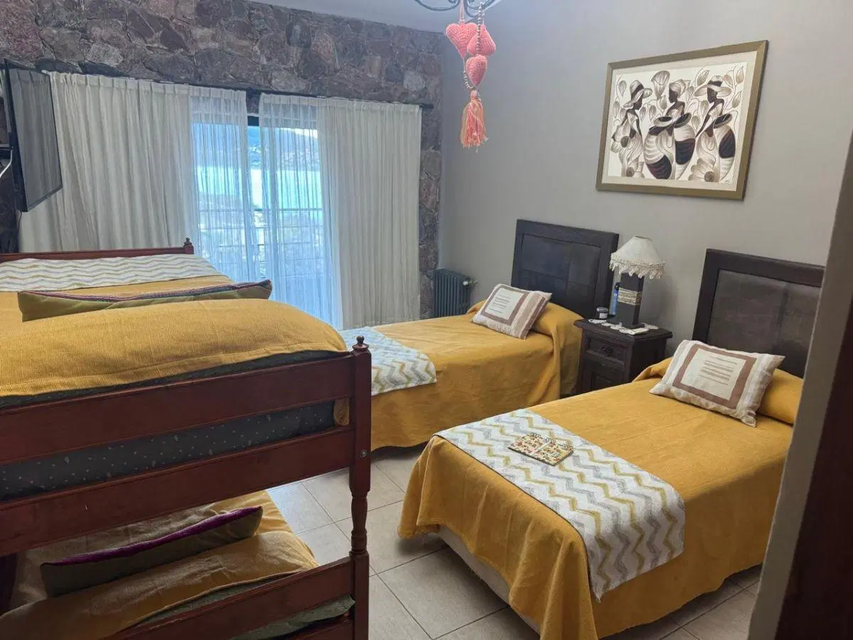 Residencia de Lujo Frente al Lago San Roque – Villa del Lago, Carlos Paz 3