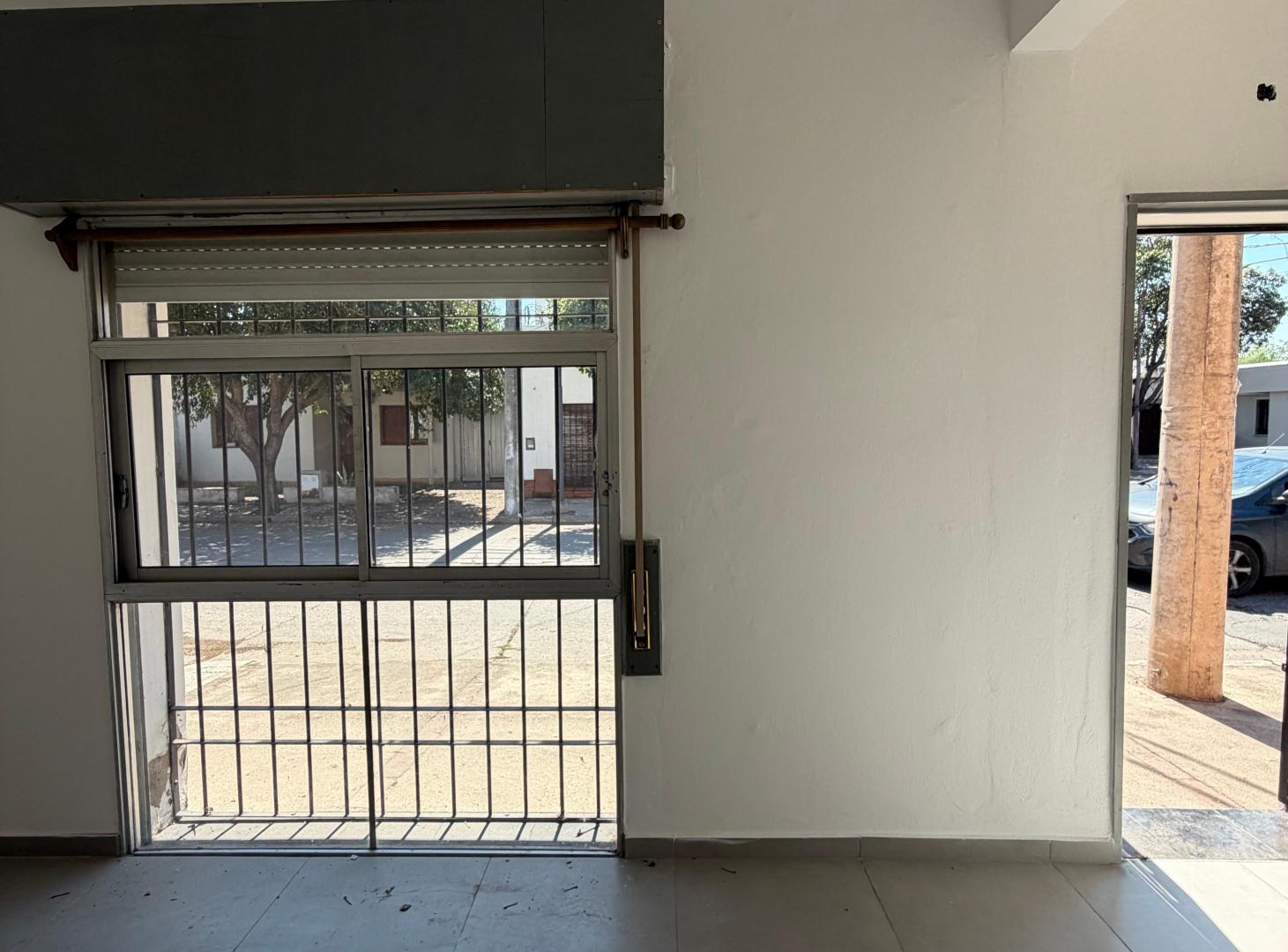 Foto de Local comercial en alquiler en Ciudadela, imagen 5