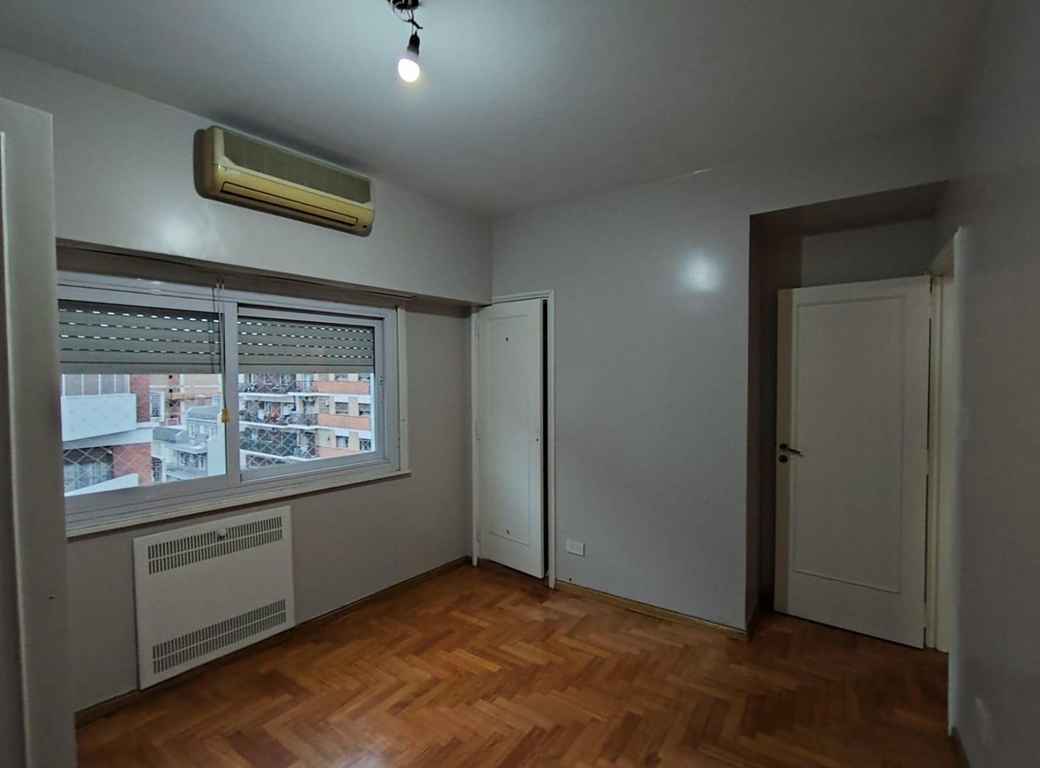 Foto de Alquiler Departamento tres ambientes con dependencia Caballito Sur, imagen 3