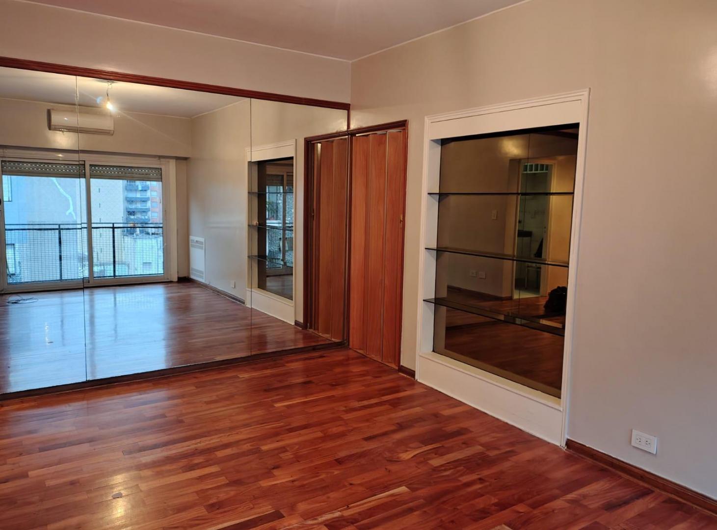 Foto de Alquiler Departamento tres ambientes con dependencia Caballito Sur, imagen 5