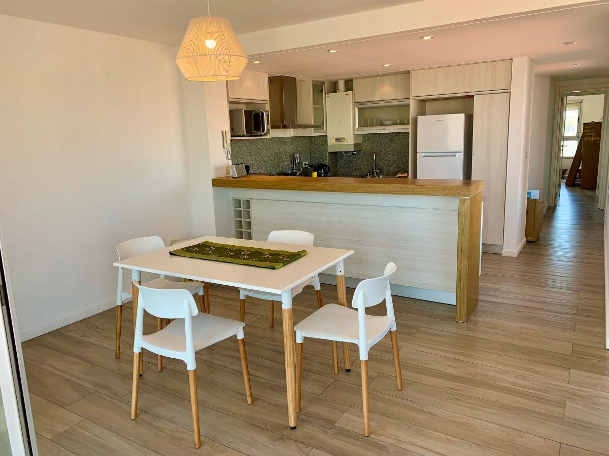 Foto de Departamento en Alquiler 3 ambientes en La Perla, Mar del Plata con, imagen 2