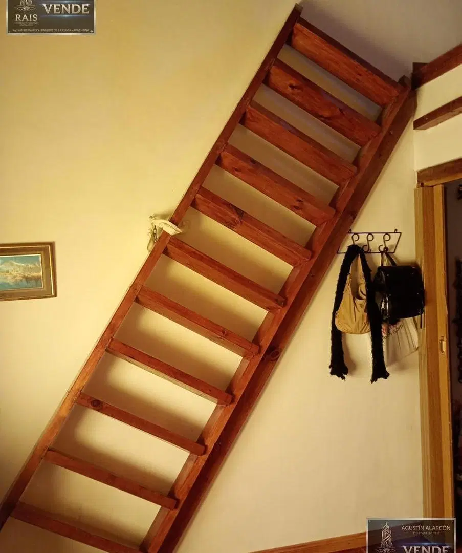 |HERMOSO CHALET| |4 AMBIENTES| |MAS DEPTO| 5
