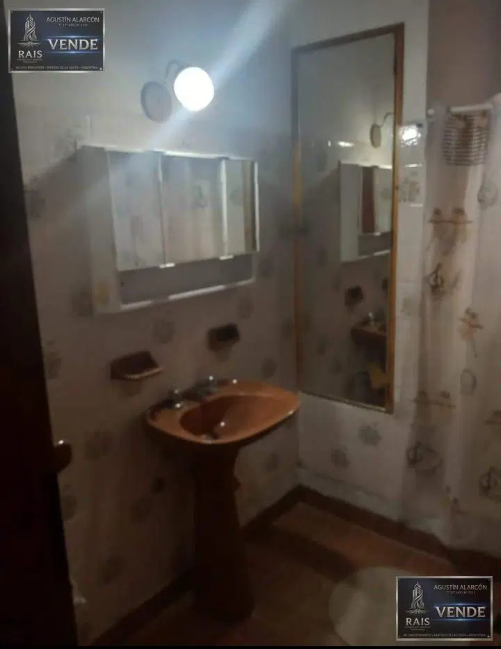 |CHALET + MONOAMBIENTE + DEPTO| |GALPON| |A 2 CUADRAS DEL MAR| 5