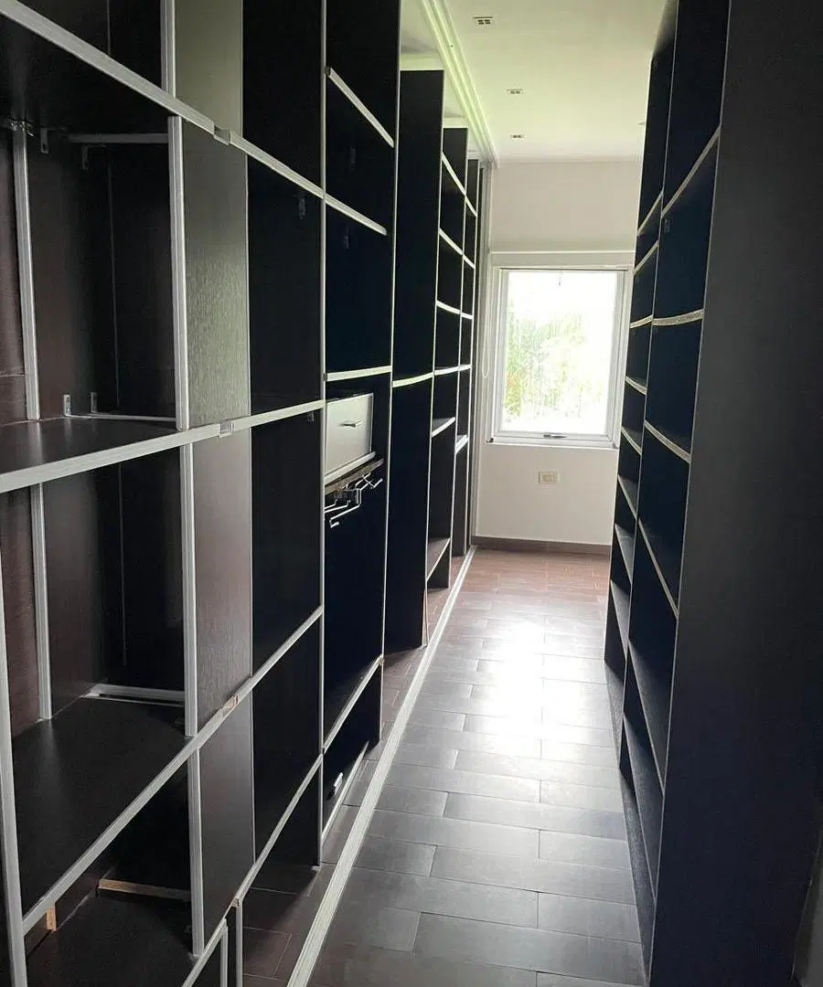 Casa en Campos De Echeverria Venta  5 Ambientes 4