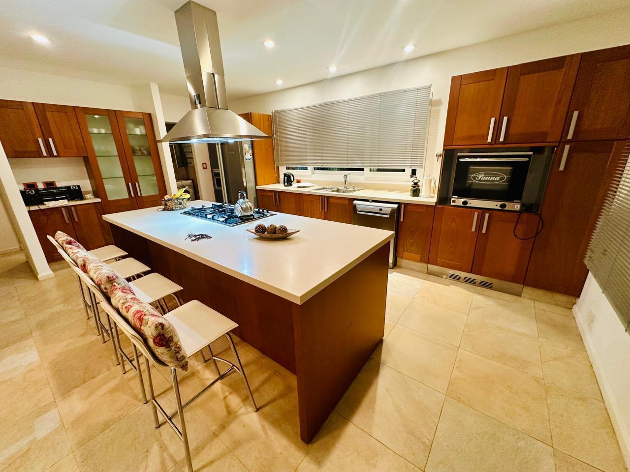 Foto de VENTA Casa en Barrio Fincas de San Vicente 5 AMBIENTES, imagen 5