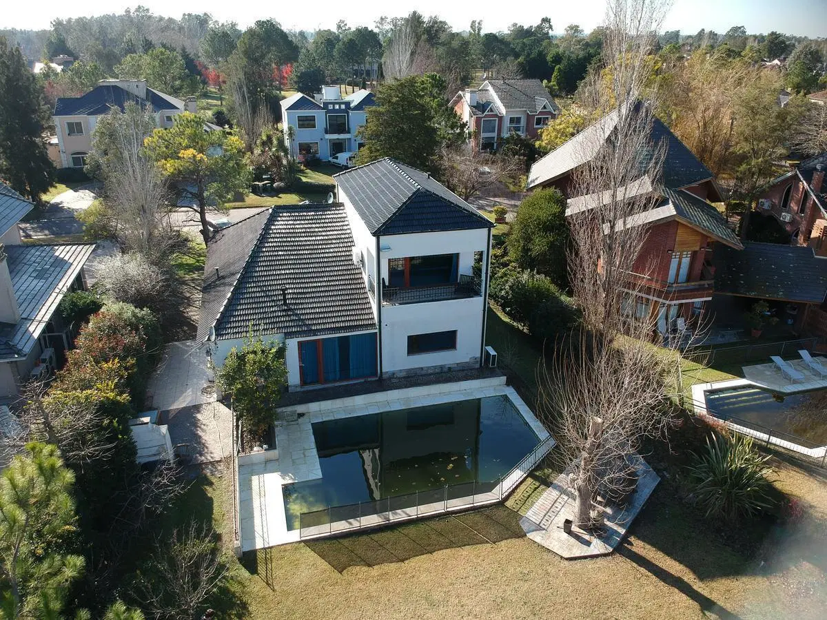 Casa en Saint Thomas Sur VENTA ALQUILER AMUEBLADO. 4