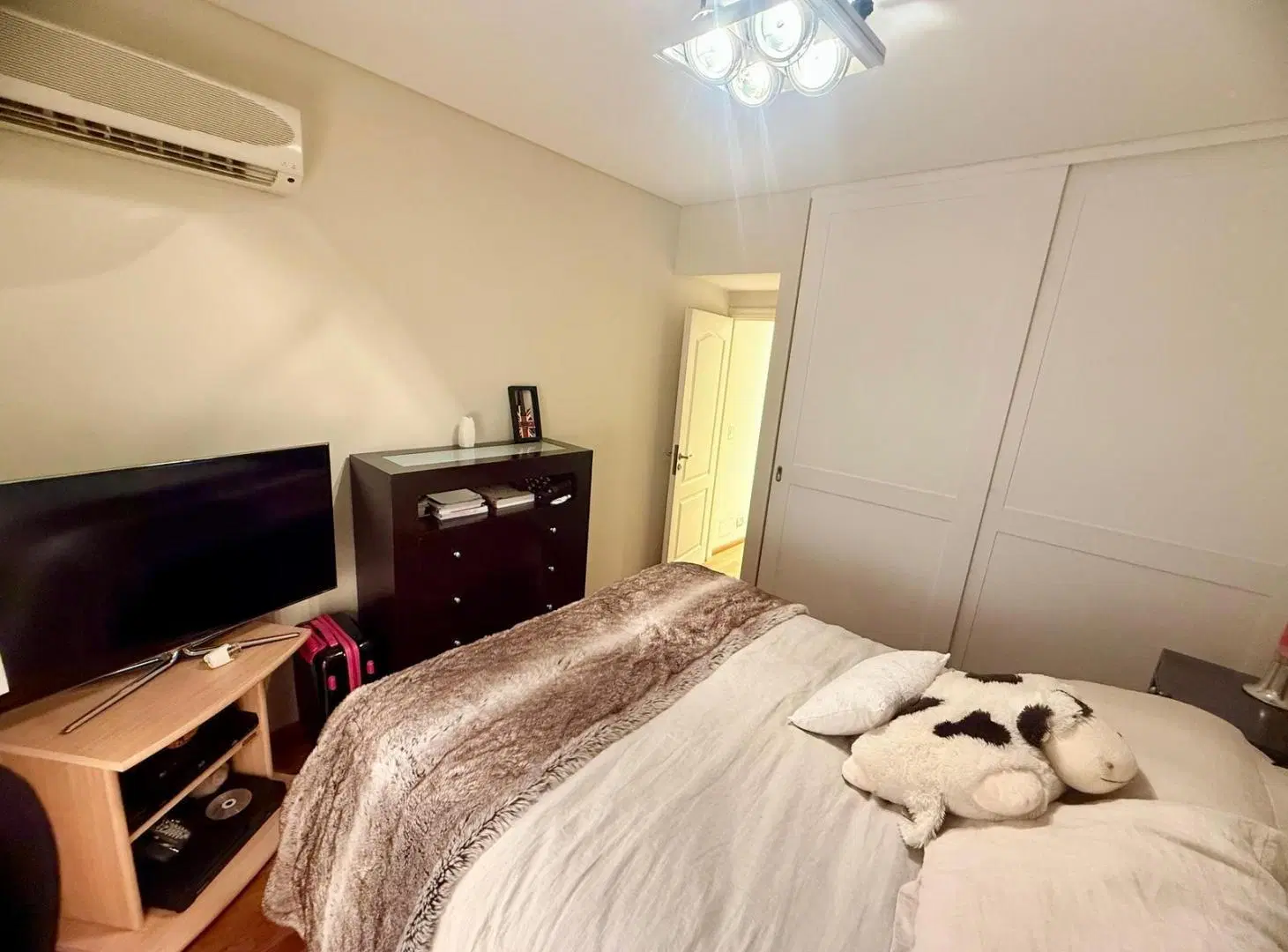 Casa en Saint Thomas Sur Venta 6 Ambientes 4