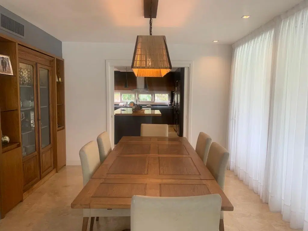 VENTA Casa en Saint Thomas Este-Oeste 6 AMBIENTES 4