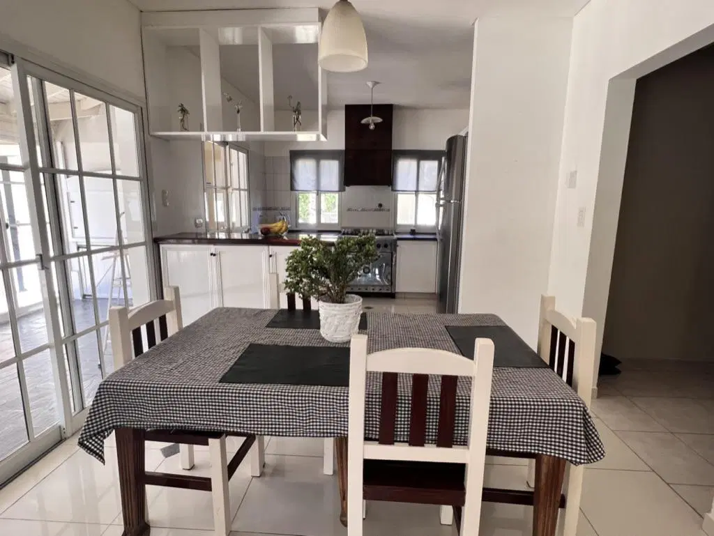 CANNING Casa en Saint Thomas Norte 5