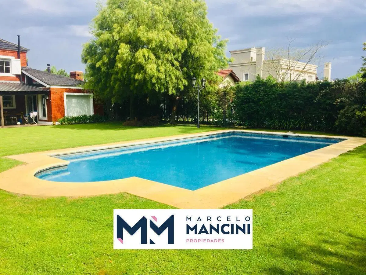 Casa en Echeverria del Lago Venta 5 Ambientes 2