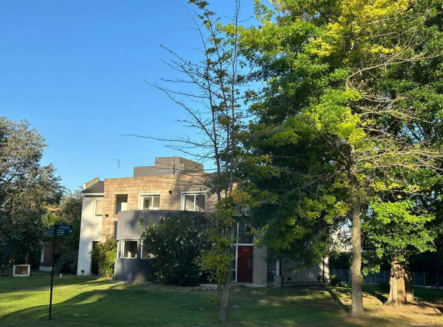 VENTA Casa en El Lauquen APTA CREDITO 3