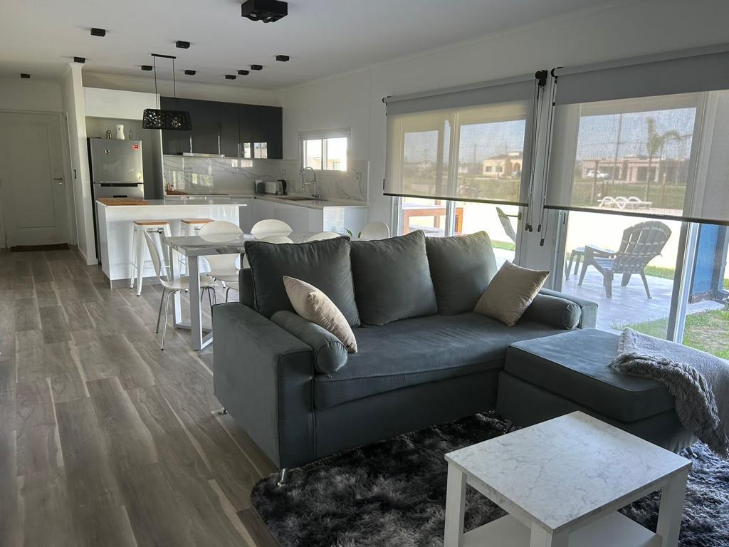 Venta Casa en Barrio Fincas de San Vicente 4 AMBIENTES