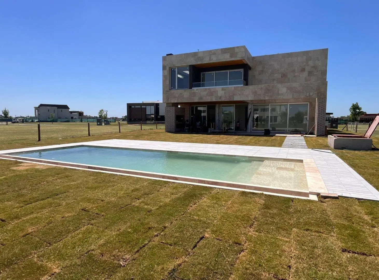 VENTA Casa en Terralagos barrio Parque 5