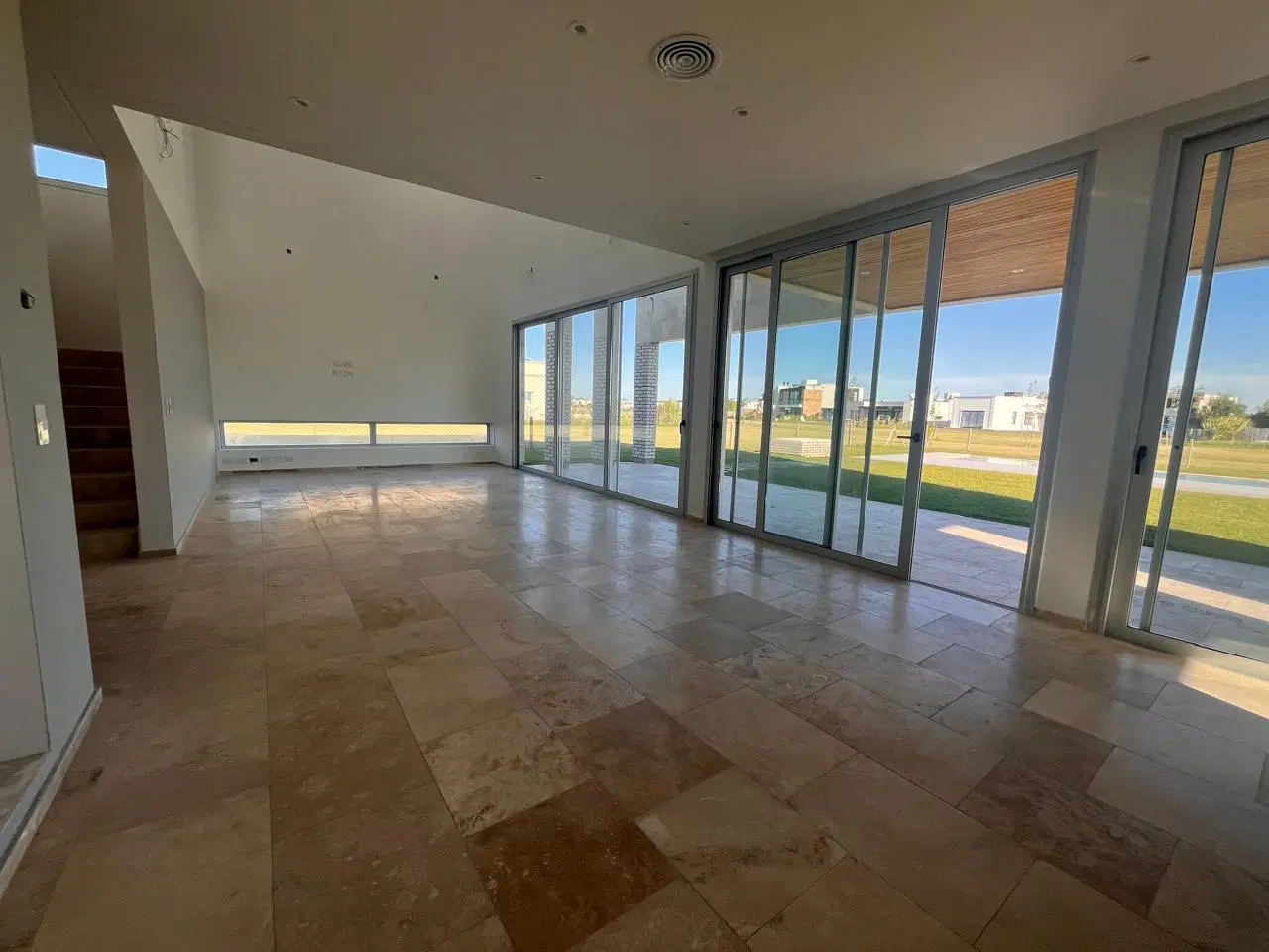 VENTA Casa en Terralagos barrio Parque 4