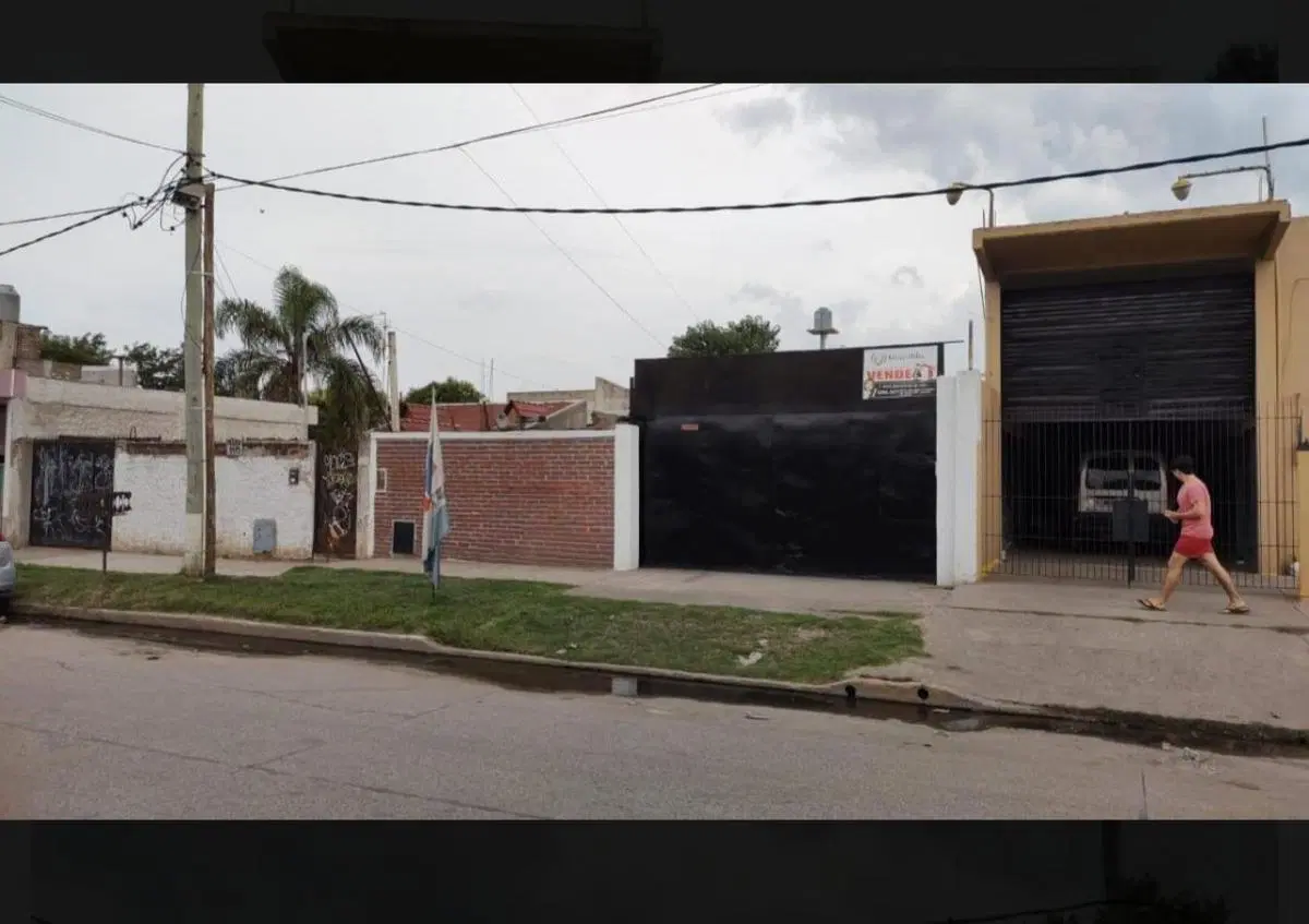 Local en Monte Grande 1