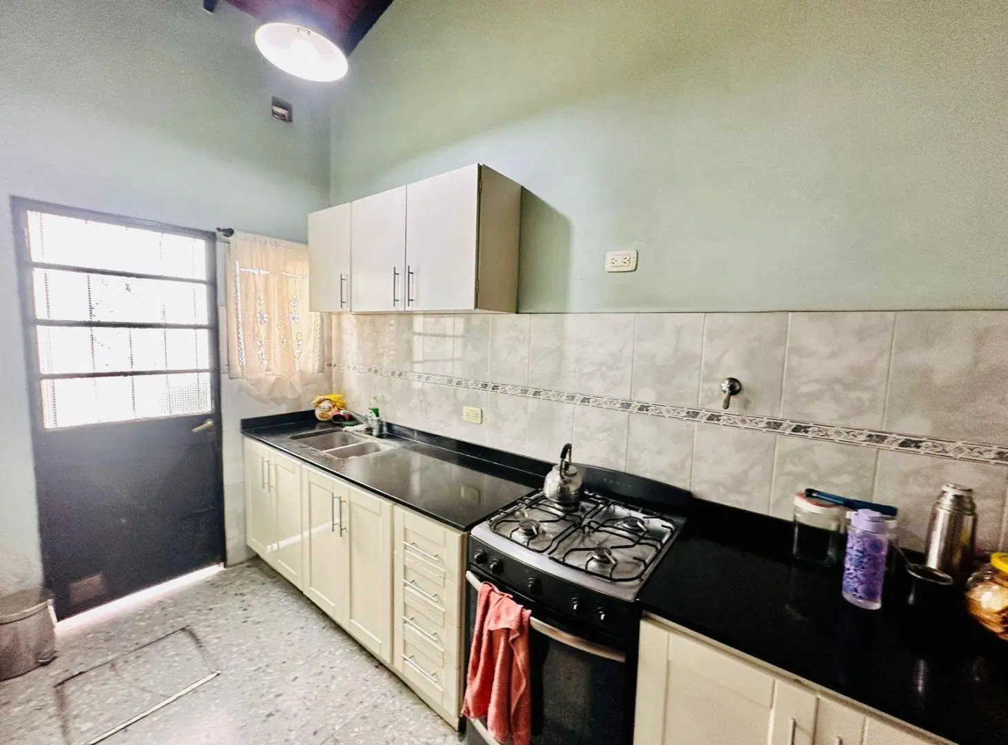 Casa en Luis Guillon 1