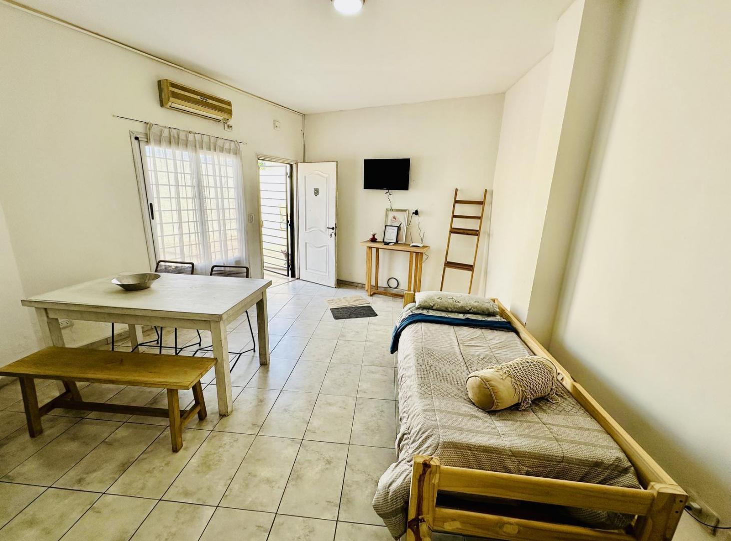 Departamento en Canning (E. Echeverria)