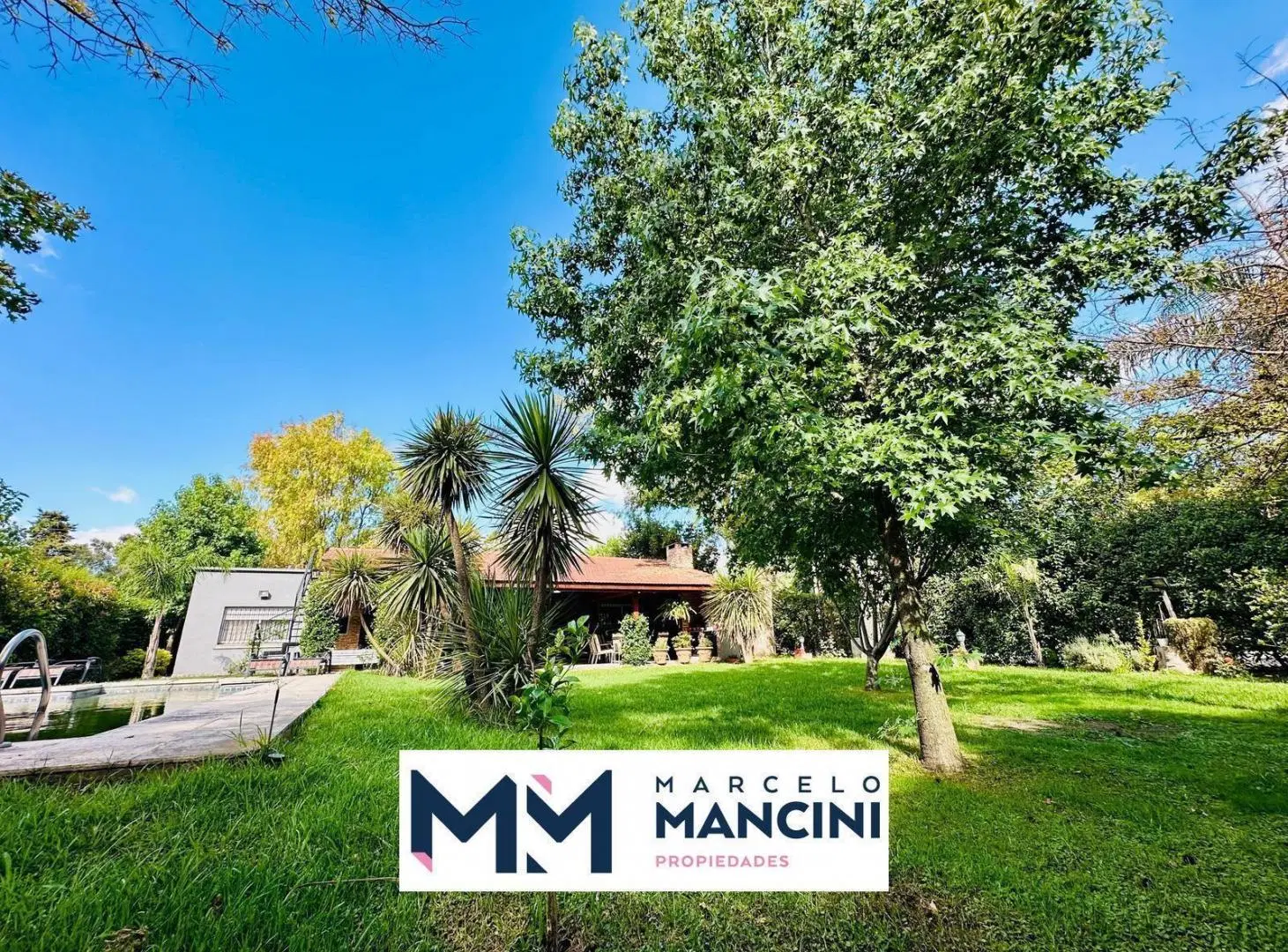 Quinta en Barrio Parque El Trébol 8