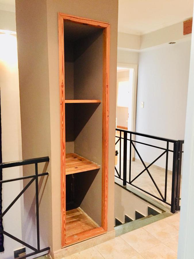 Foto de Venta Casa CANNING Saint Thomas Norte 6 Ambientes, imagen 2