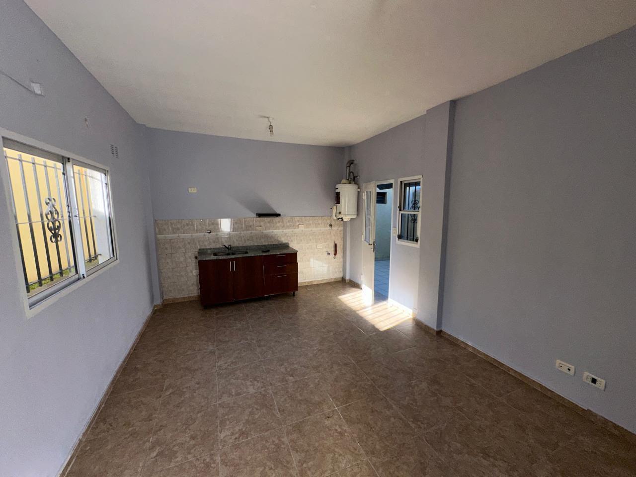 Foto de Dos Ambientes Departamento en Monte Grande Alquiler, imagen 5