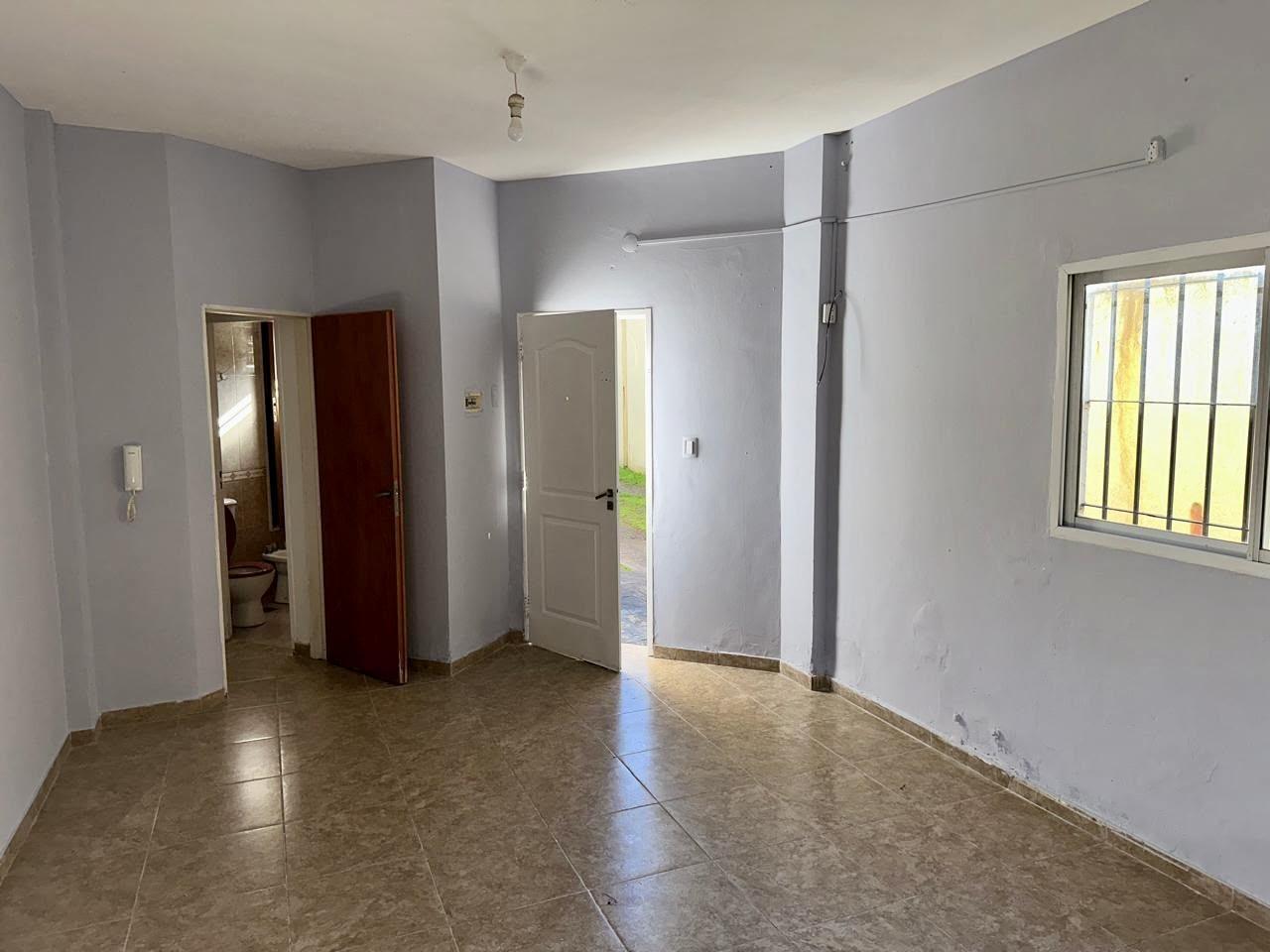Foto de Dos Ambientes Departamento en Monte Grande Alquiler, imagen 4
