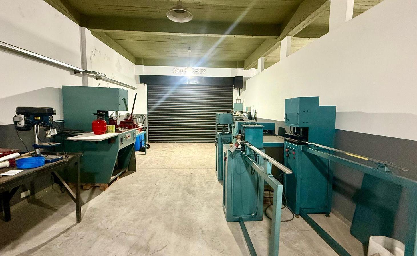 Foto de VENTA Galpón en Monte Grande OPORTUNIDAD, imagen 3