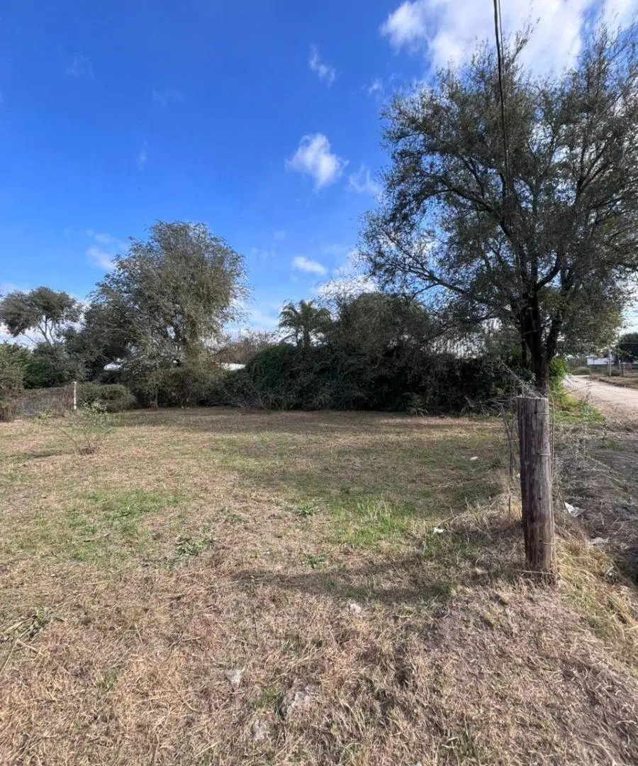 TERRENO ESQUINA VILLA CAMIARES a 100 Mts Ruta C45 Alta Gracia 4