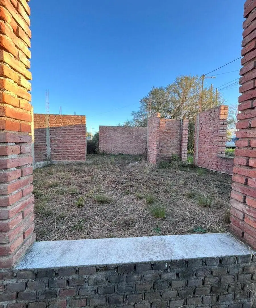 Terreno 421 Mts con Edificacion 160 m2 Villa Camiares C/ESCRITURA OPORTUNIDAD!! 2