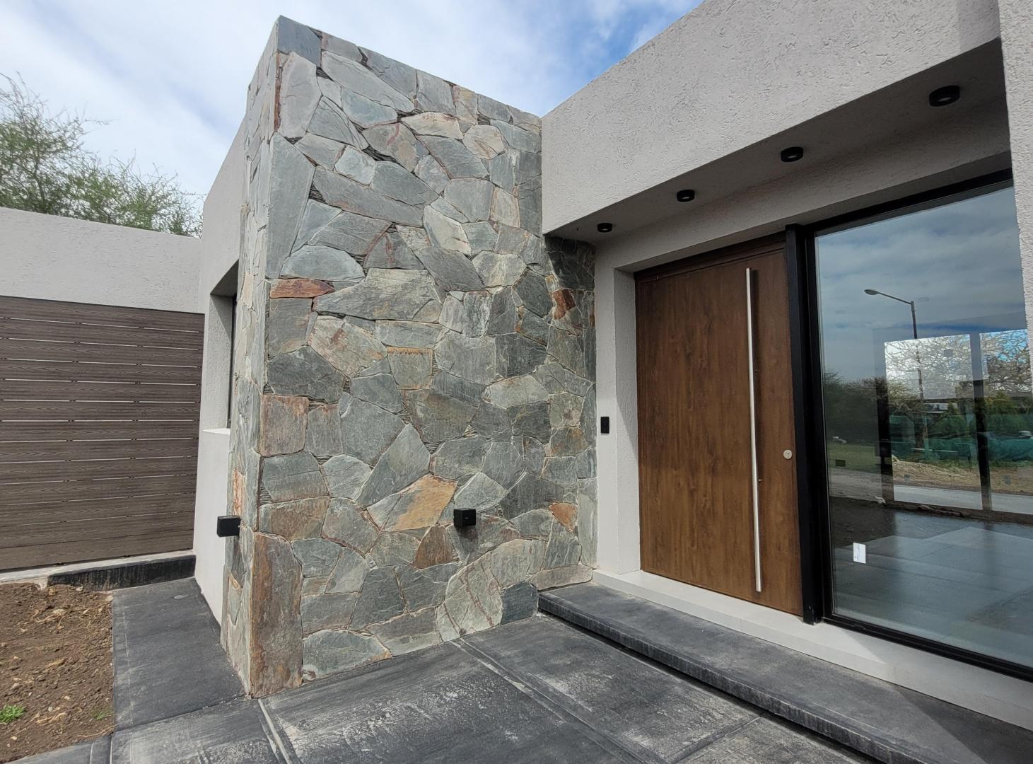 Foto de VENTA CASA VILLA CATALINA-RIO CEBALLOS (3 Dormitorios), imagen 1