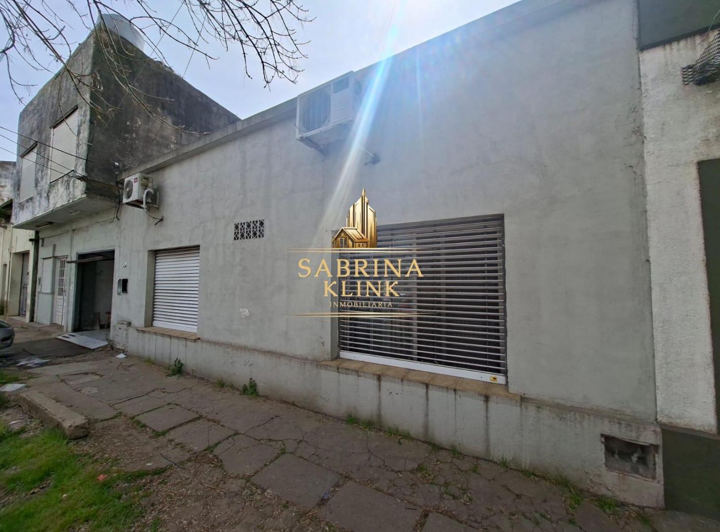 Foto de VENTA DE CASA CON LOCAL Y DEPARTAMENTO CAÑUELAS CENTRO, imagen 1