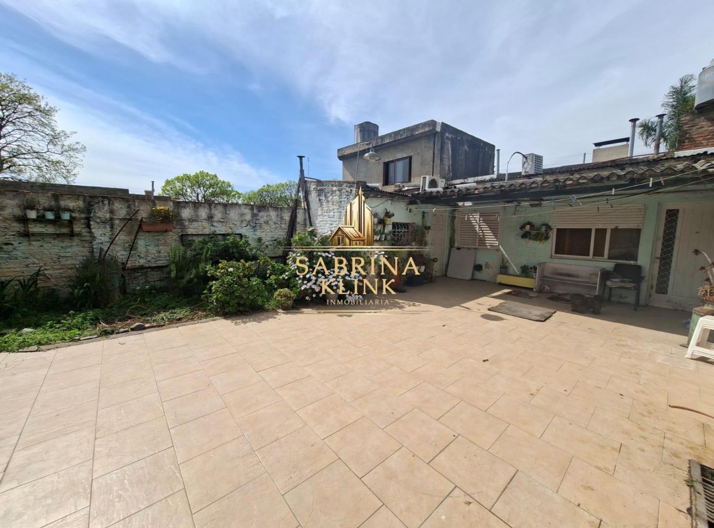 Foto de VENTA DE CASA CON LOCAL Y DEPARTAMENTO CAÑUELAS CENTRO, imagen 2