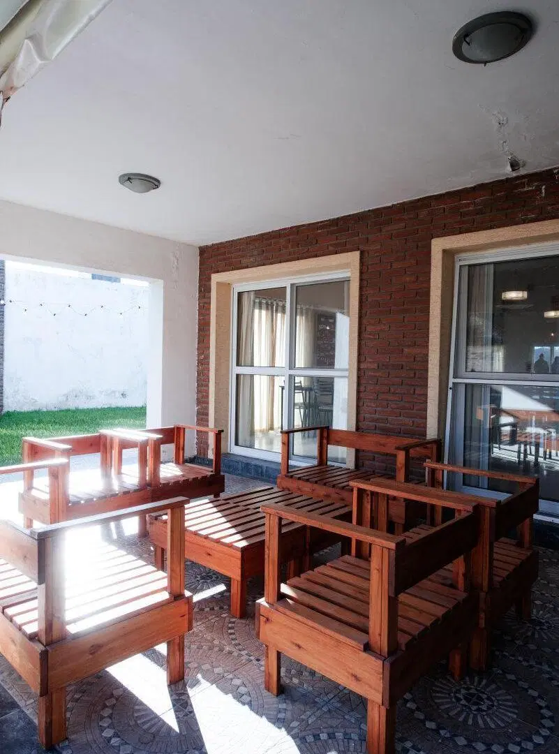 Salon Comercial 1