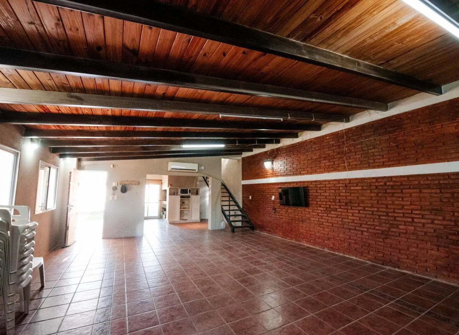 Importante propiedad en Pueblo Esther a 1, 5 cuadra del Rio Parana 3
