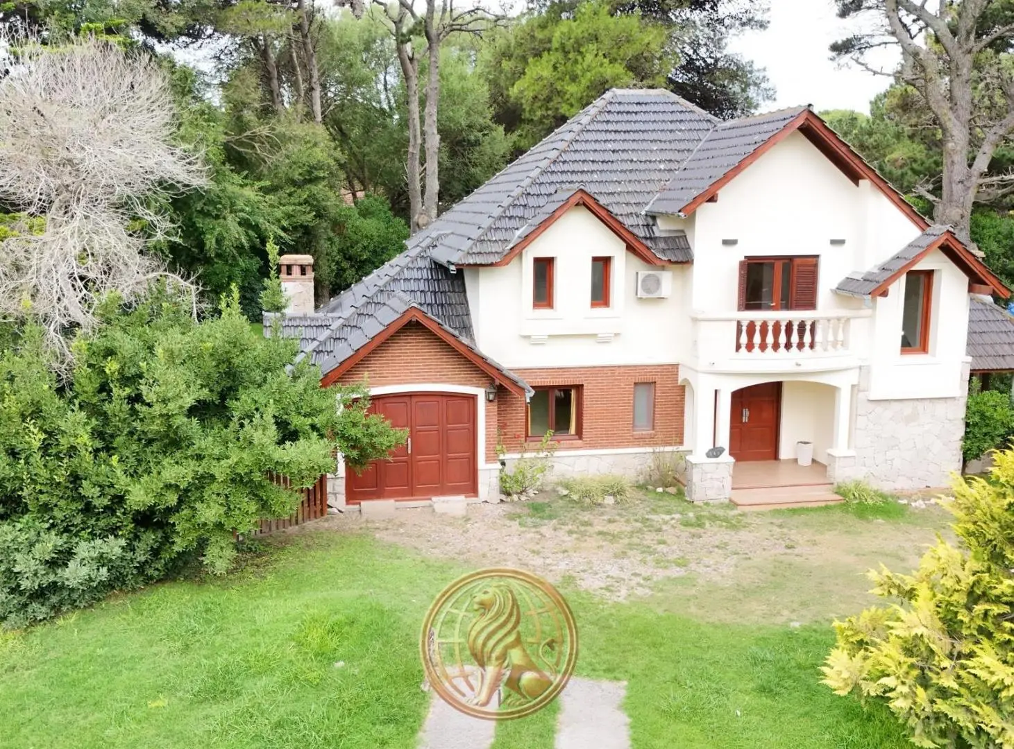 Alquiler casa Pinamar Barrio Lasalle pileta 4