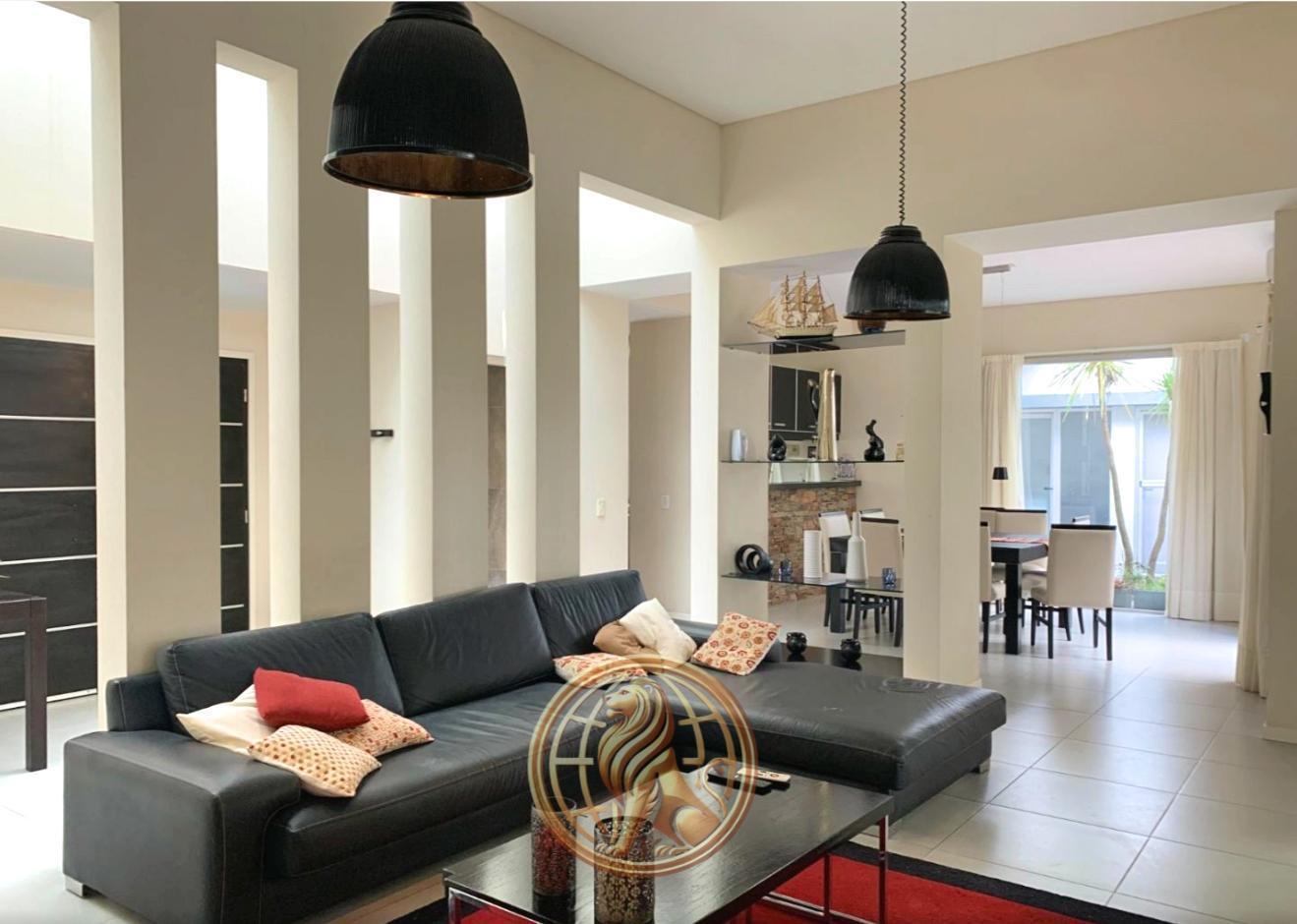 Foto de Venta Casa La Herradura Oportunidad, imagen 2