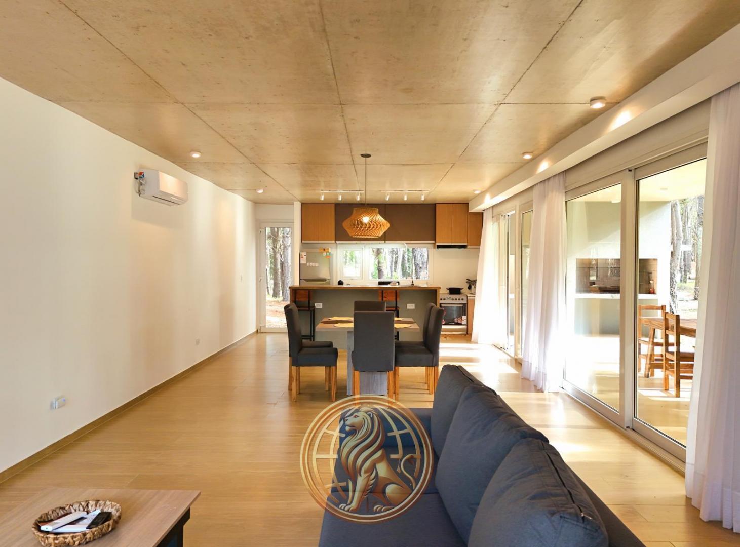 Foto de Venta Casa en Villarobles con pileta Oportunidad, imagen 4