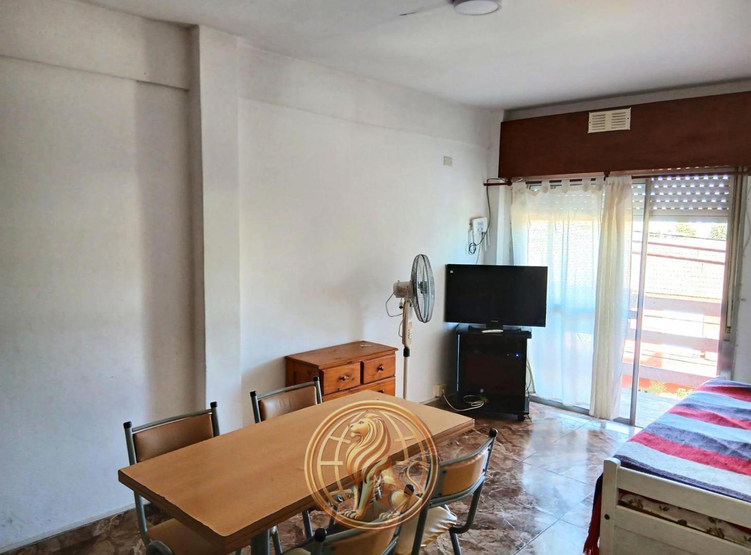 Foto de Venta Departamento Las Toninas 2 ambientes a una cuadra del Mar, imagen 3
