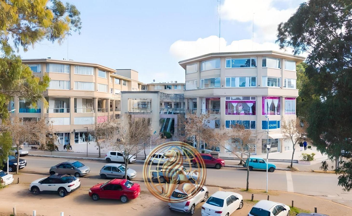 Foto de Venta Monoambiente Pinamar centro con cochera en Paseo El Ágora, imagen 2