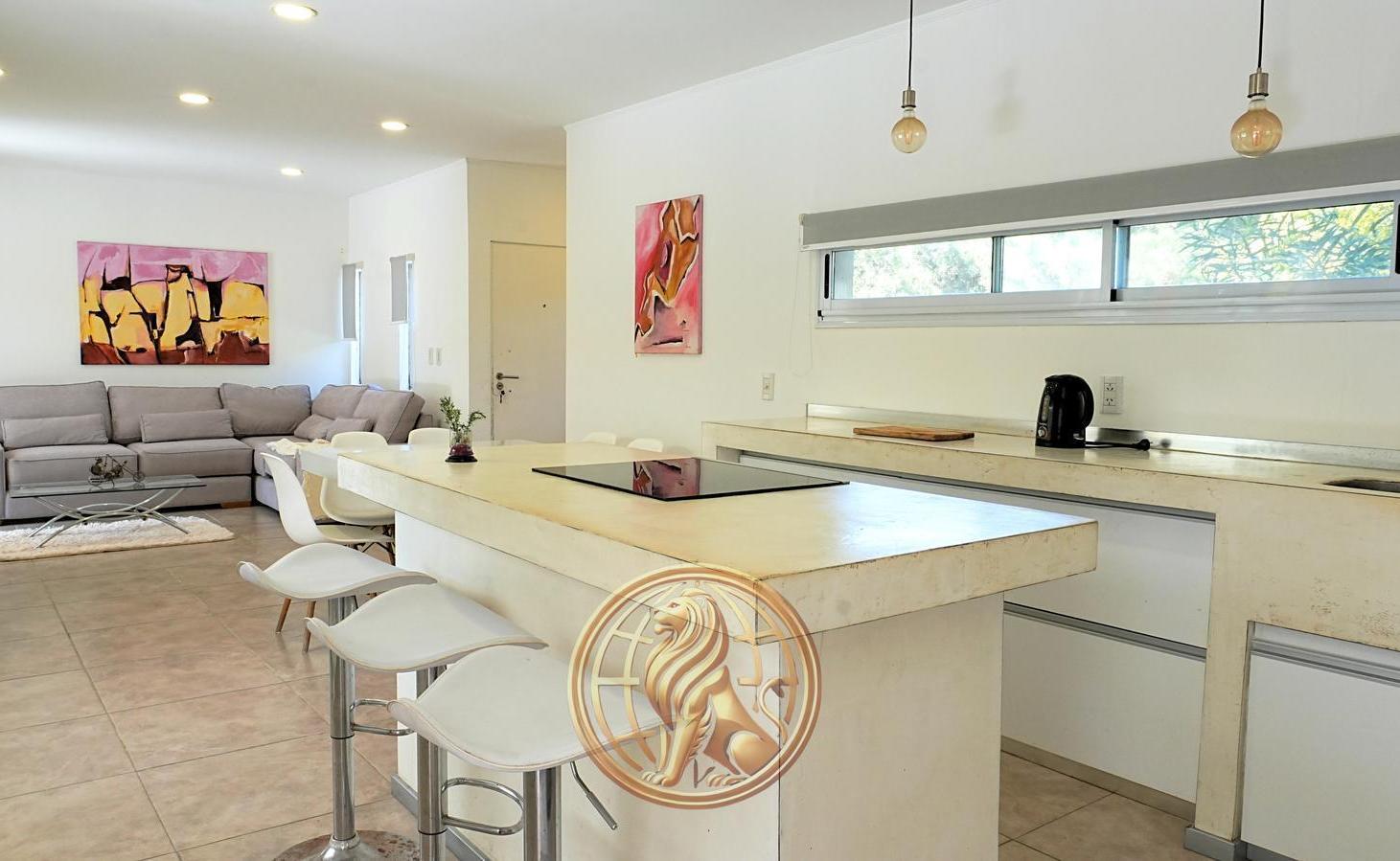 Foto de Alquiler de verano Casa Punta Médanos con pileta Barrio Cerrado, imagen 5