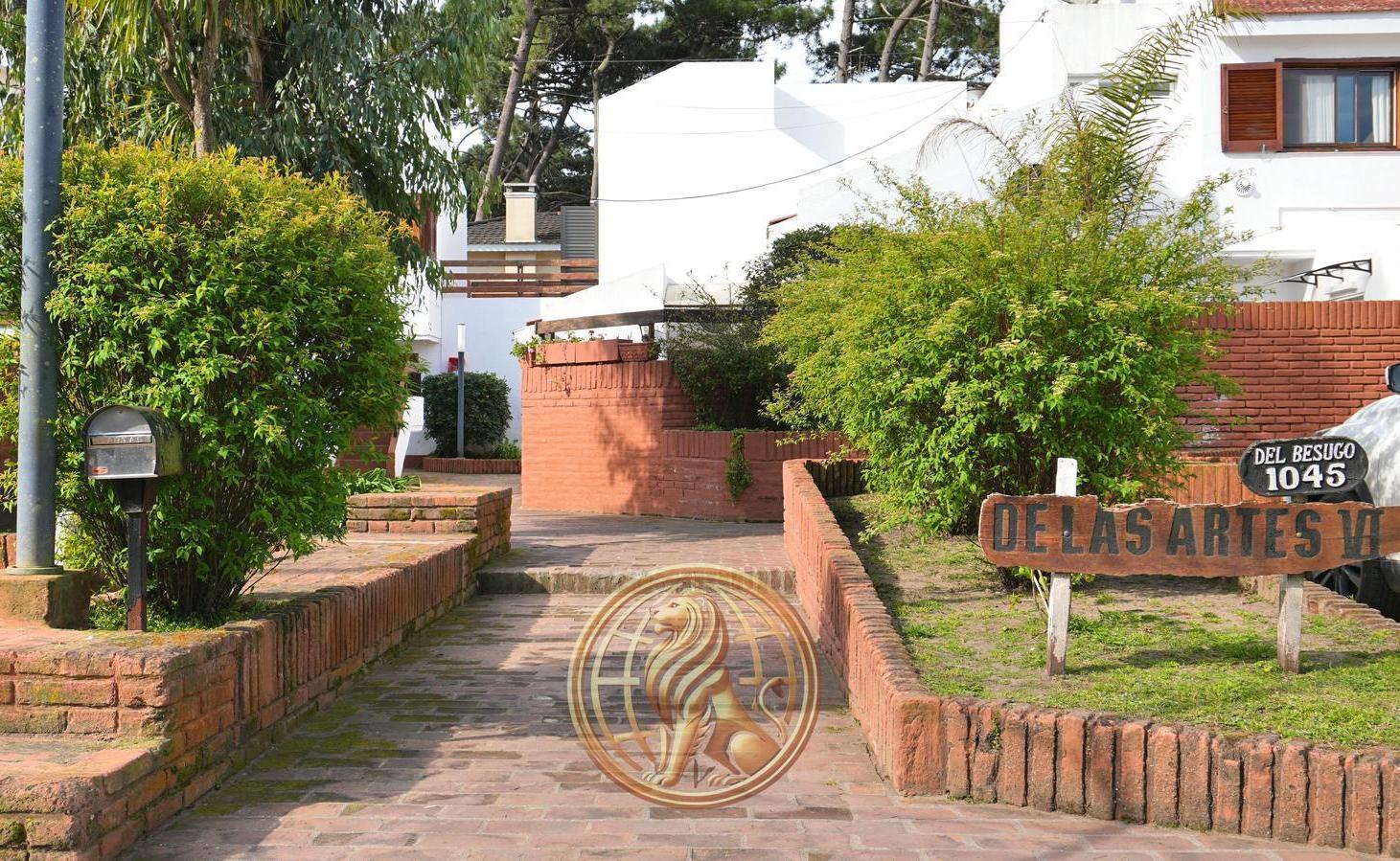 Foto de Venta PH Pinamar Dúplex 4 ambientes gas natural Oportunidad, imagen 1