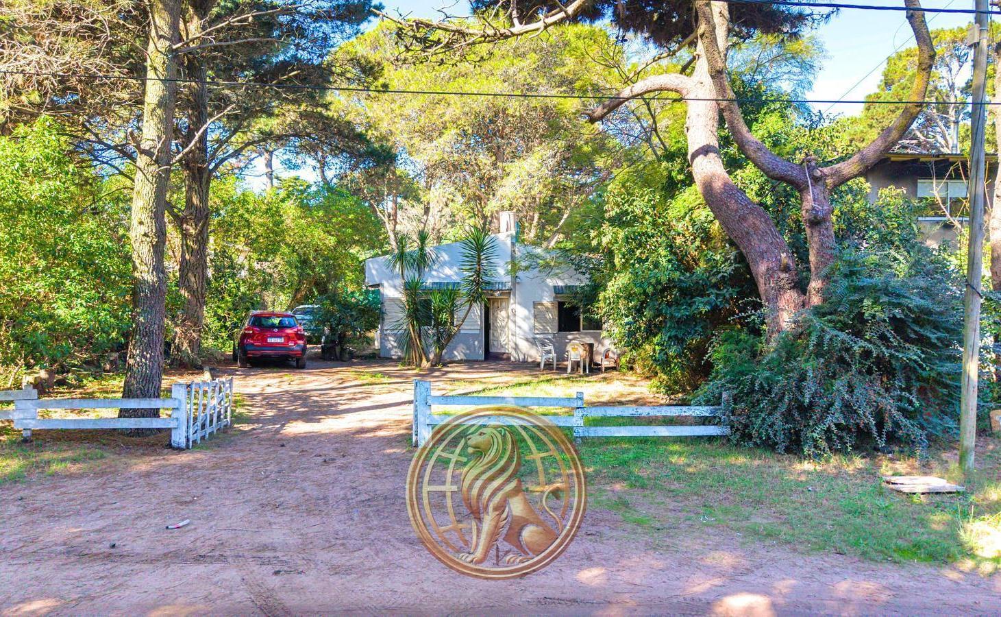 Foto de Venta Casa a reciclar en Valeria del Mar Oportunidad, imagen 1