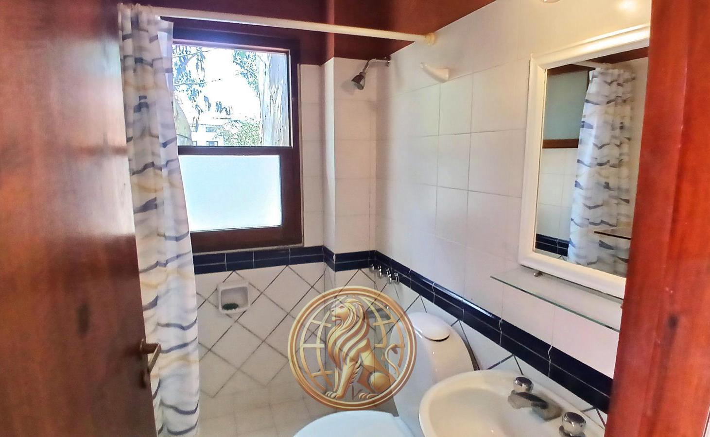 Foto de Venta Dúplex Pinamar gas natural 3 ambientes oportunidad, imagen 4