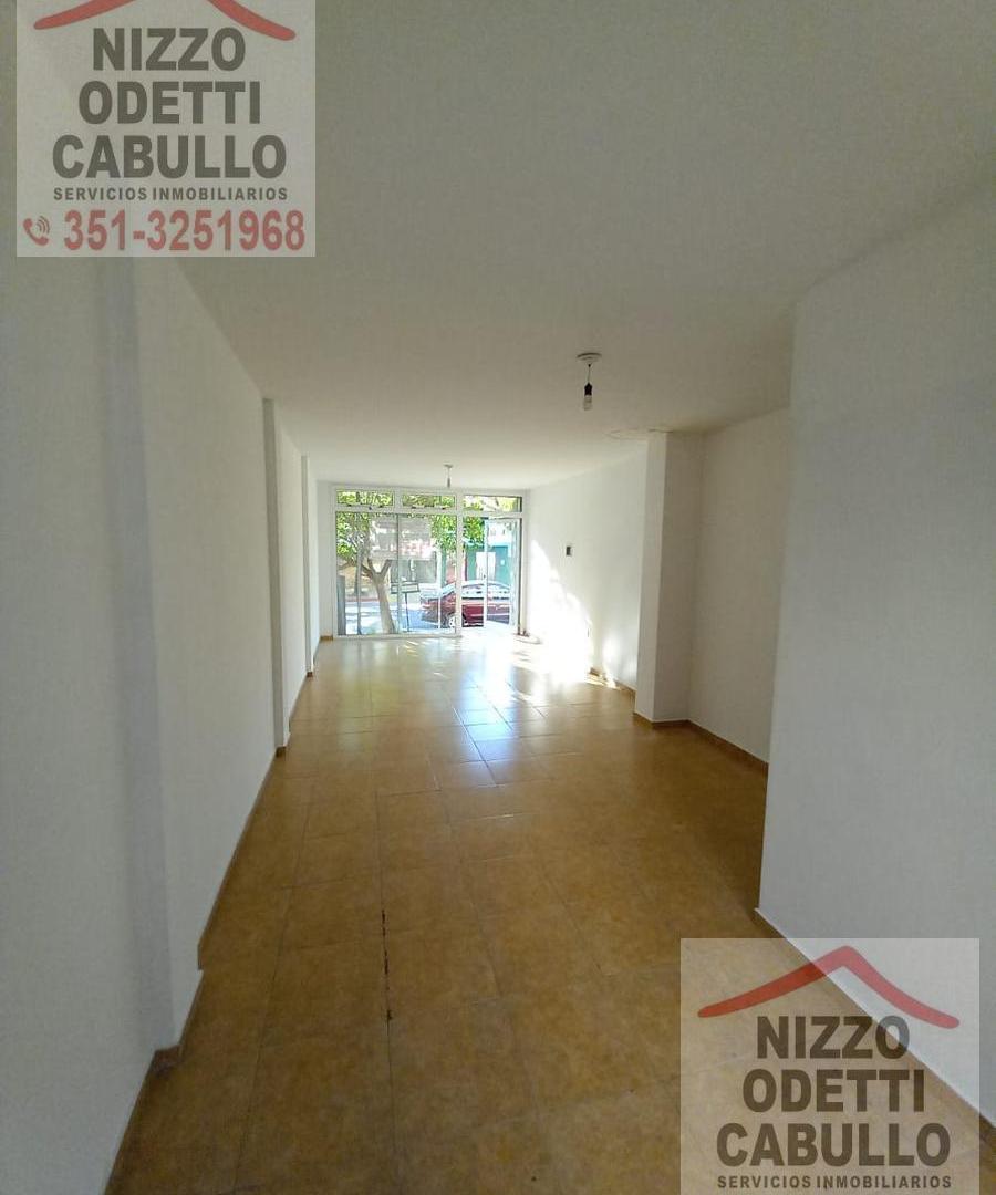 Foto de Local COMERCIAL SOL DE MAYO 864 CON RENTA, imagen 2
