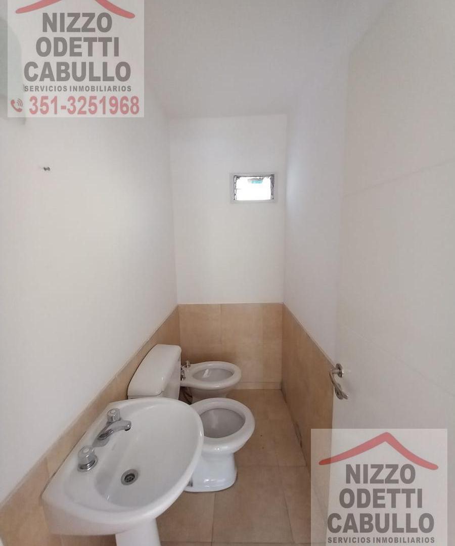 Foto de Local COMERCIAL SOL DE MAYO 864 CON RENTA, imagen 1