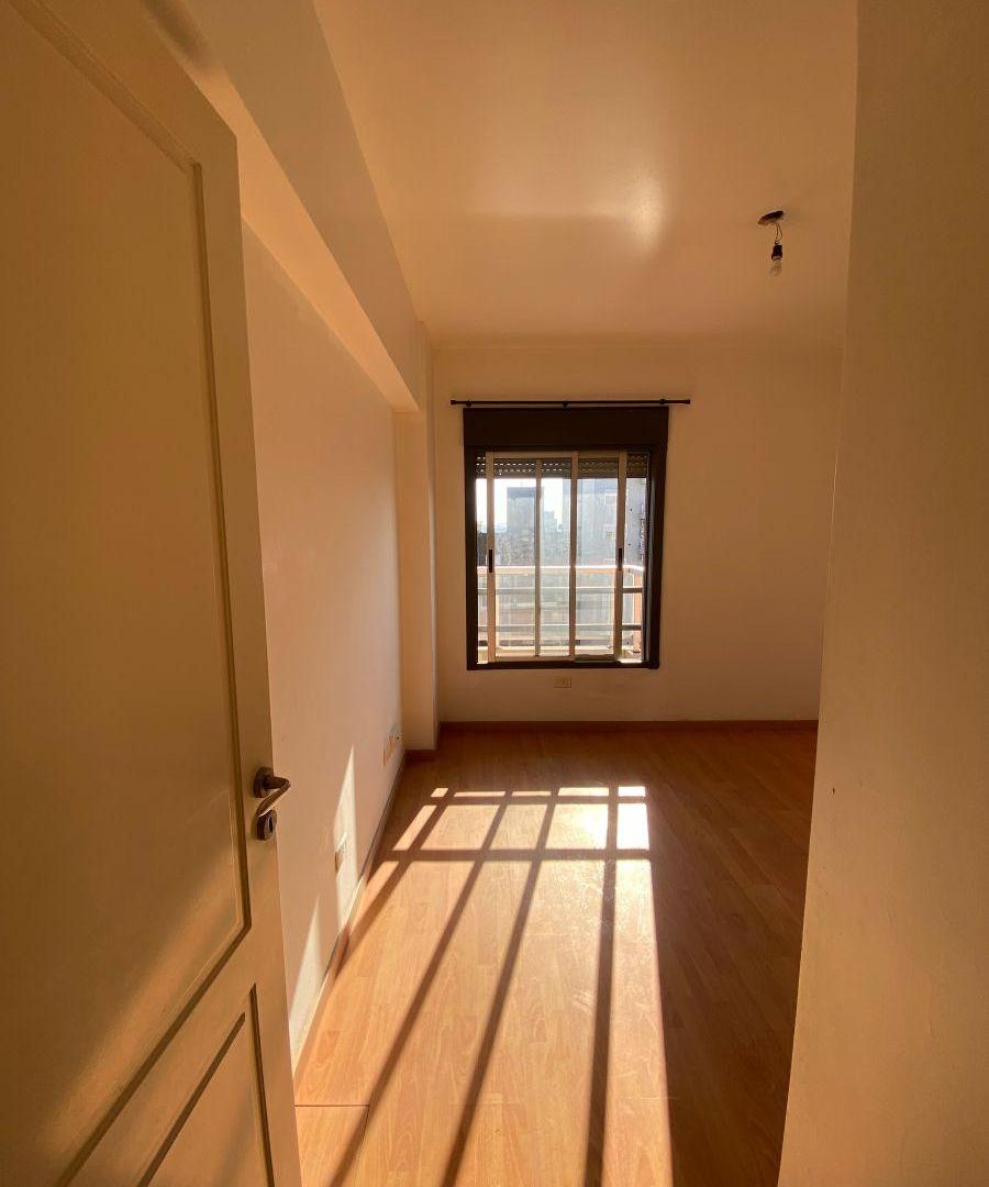 Foto de Departamento 2 Ambientes Contrafrente C/Balcón. Vista abierta. Todo Sol, imagen 1