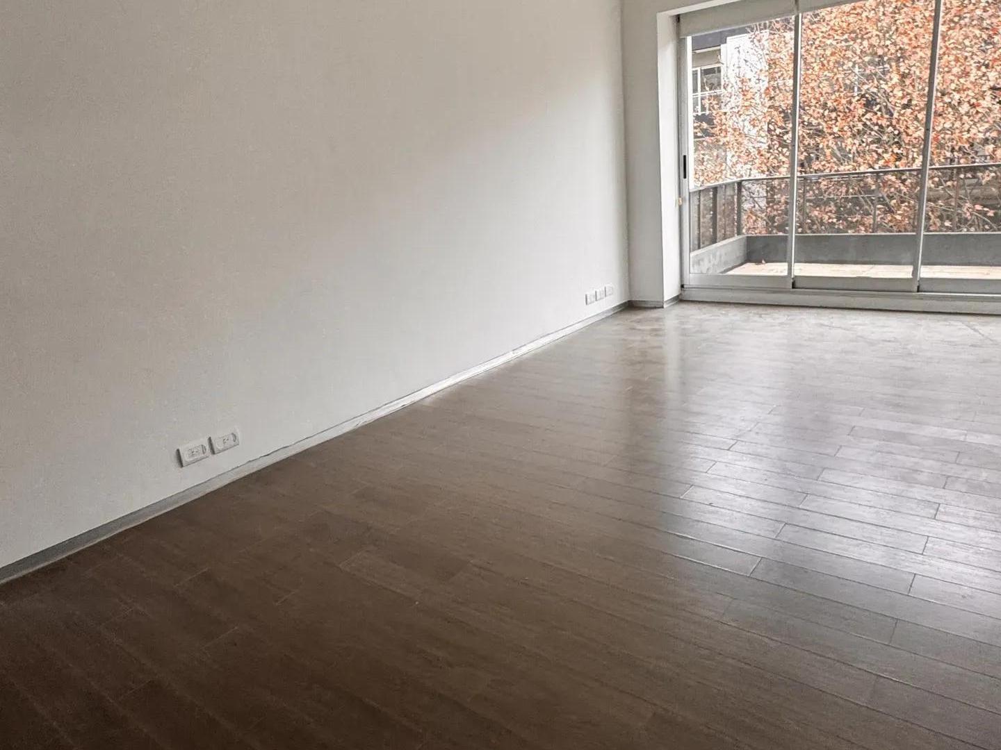 Foto de 2 Ambientes Duplex- GRAN COCHERA Terraza PRIVADA . Toilette Y B/ Suite, imagen 2