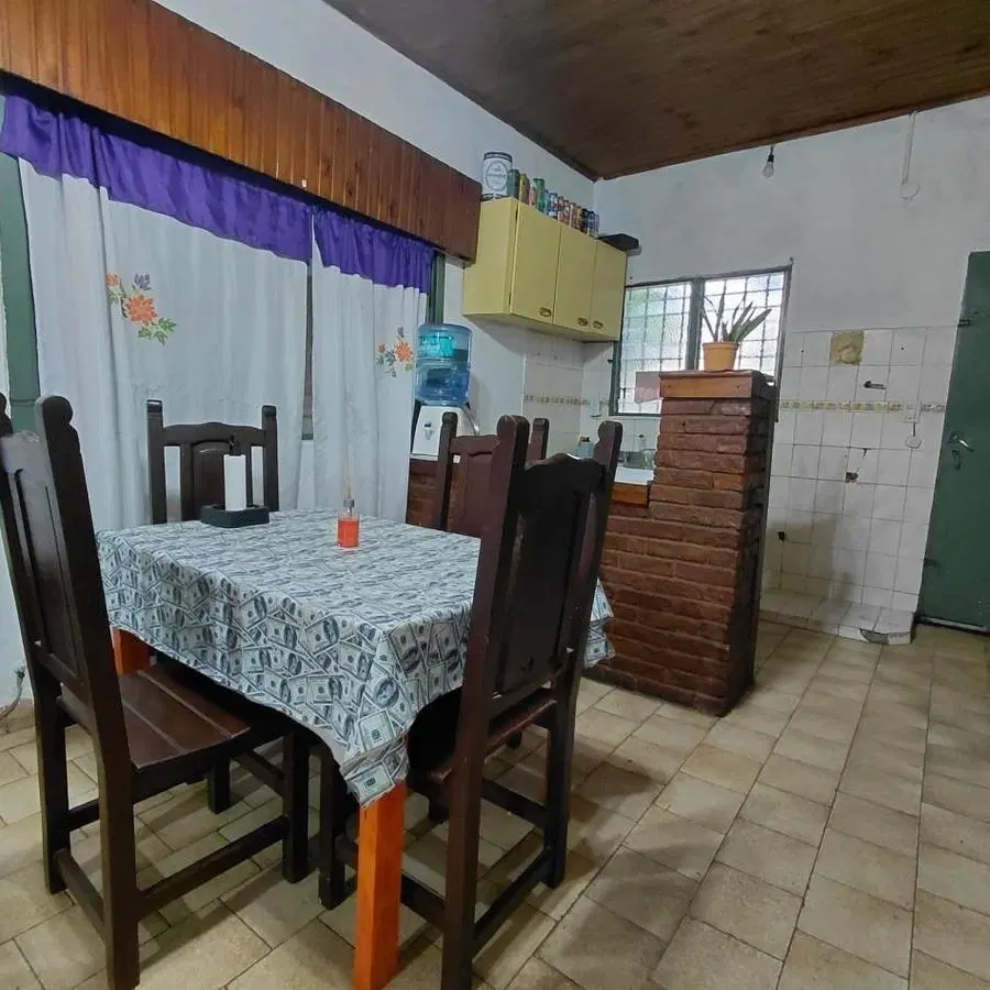 VENTA CASA 3 AMBIENTES CON COCHERA 5