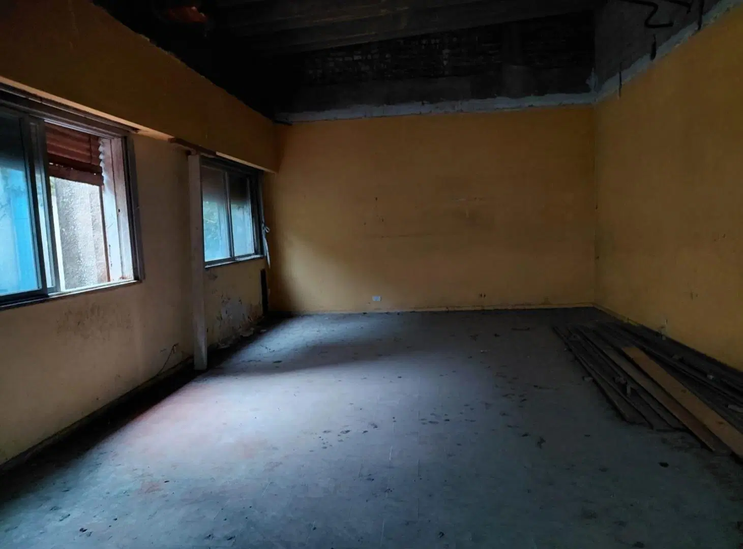 VENTA CONSTRUCCION EN 2 PLANTAS DIVERSO USO 8