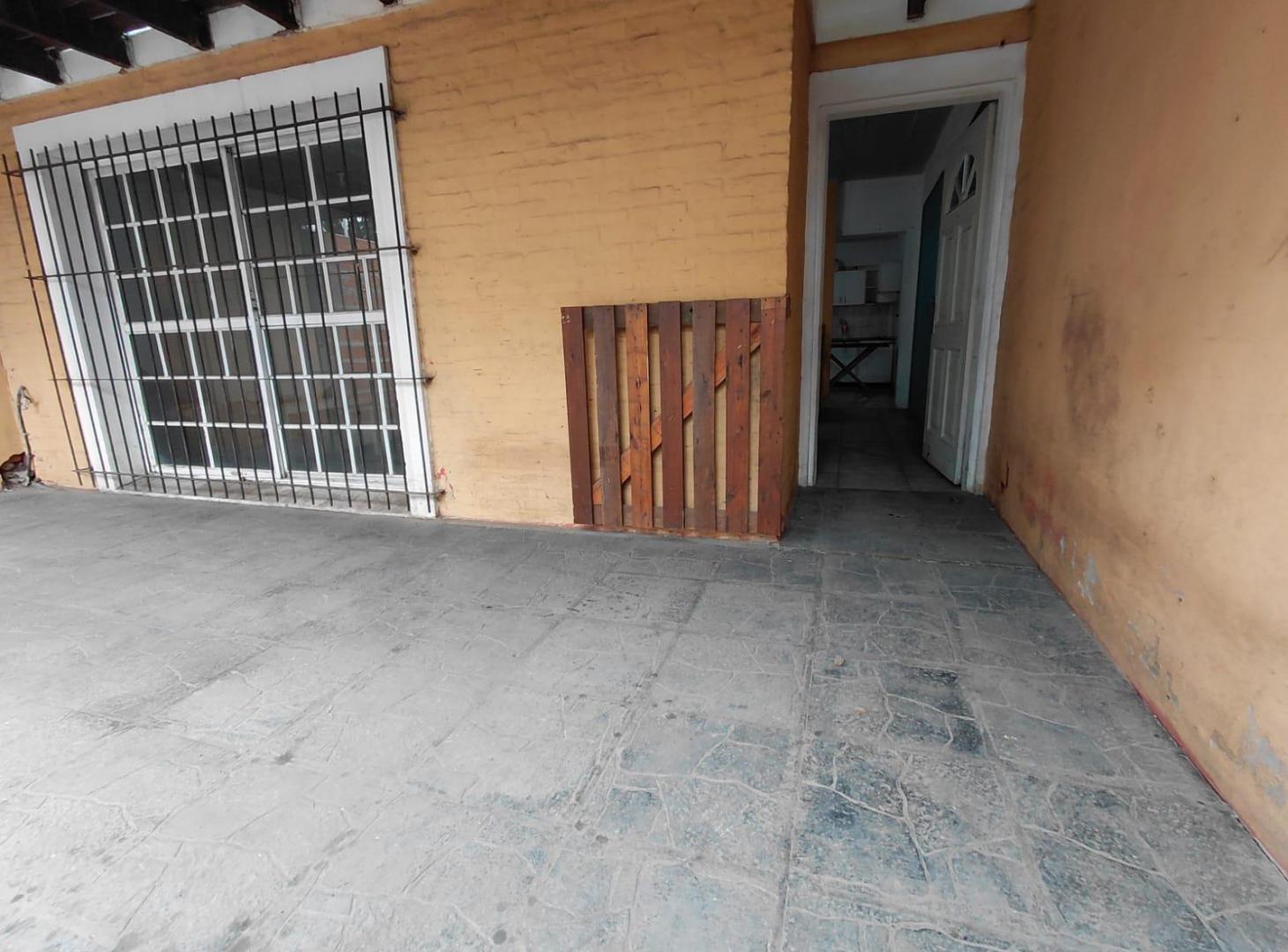 Foto de VENTA PH - PB . LOS POLVORINES - MALVINAS ARGENTINA, imagen 3