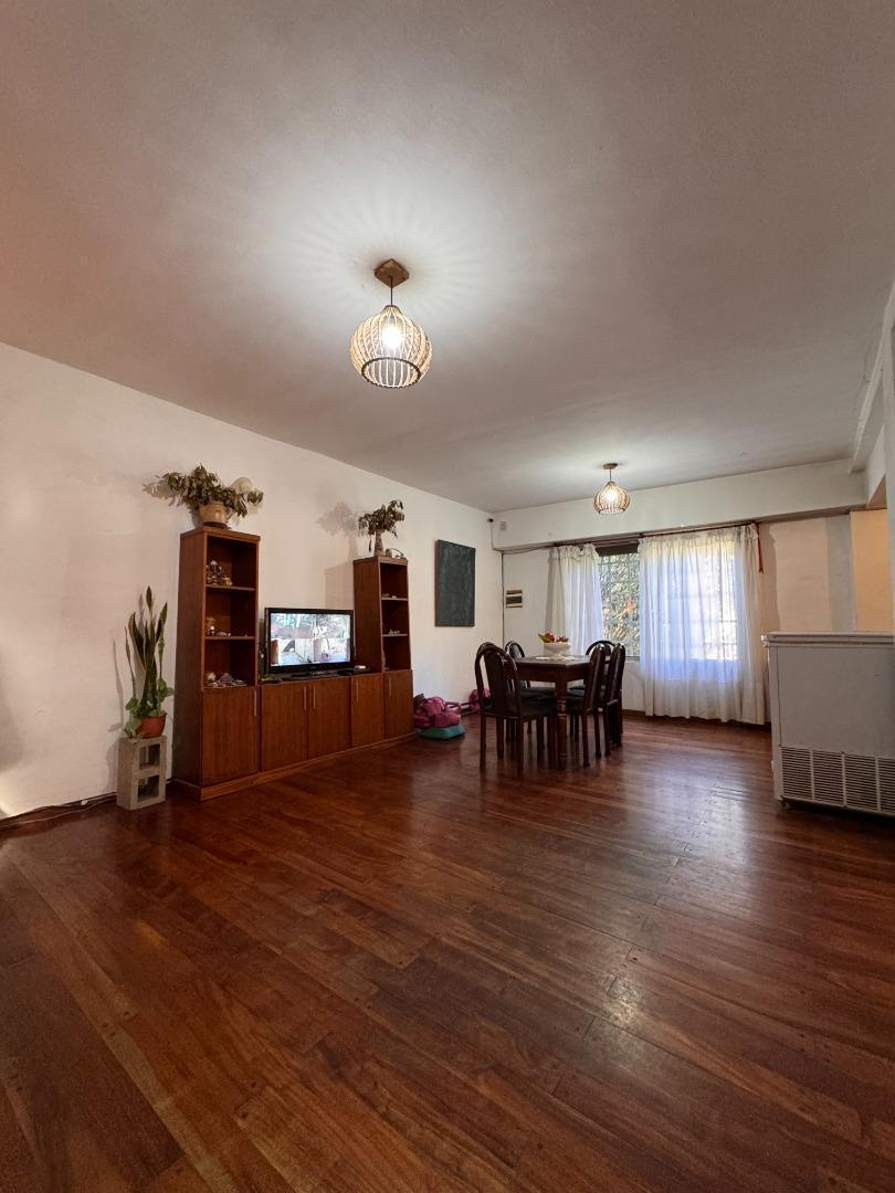 VENTA CASA 4 AMBIENTES CON TERRAZA Y PILETA EN DON TORCUATO